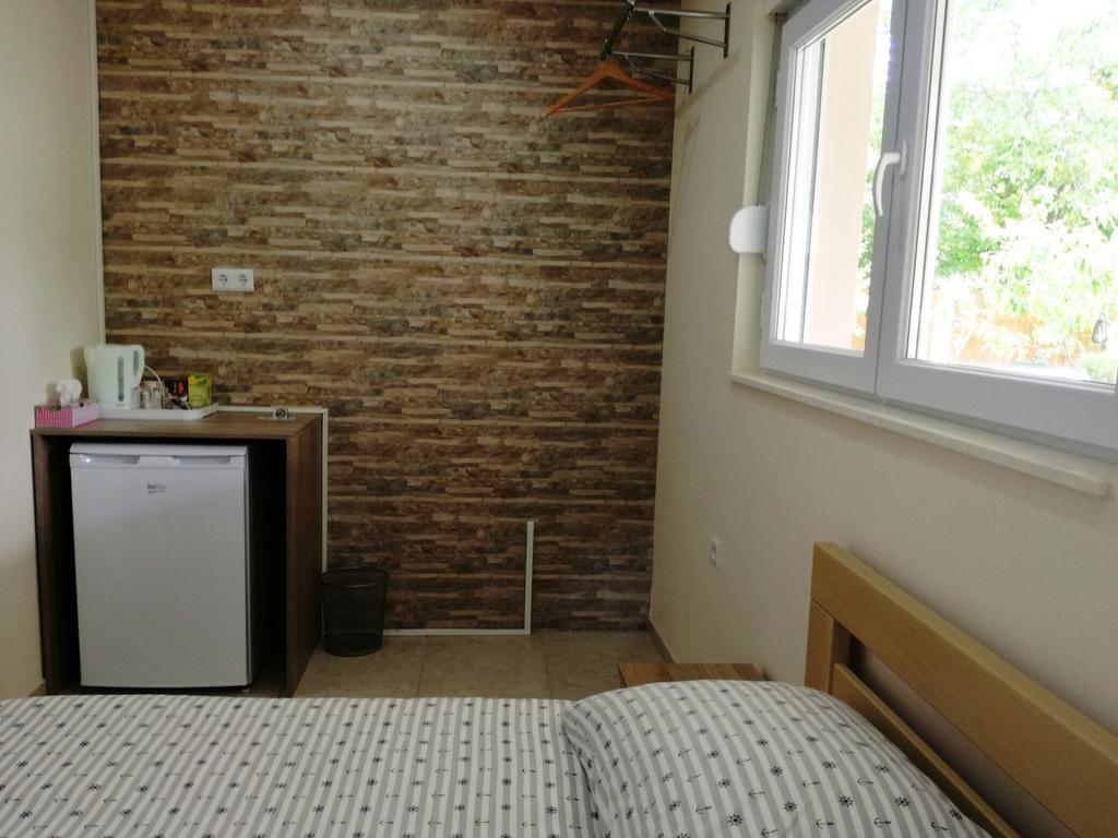 Riverside Guesthouse Pocitelj Exterior photo